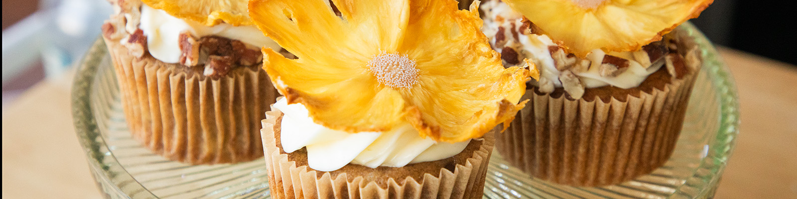 Pineapple Hummingbird Cupcakes